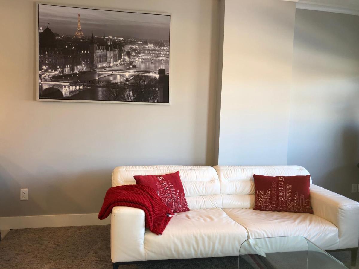 Amicable, Cozy, High Speed Internet, Sleeps 2 Riverview Downtown Apartment YYC Eksteriør billede